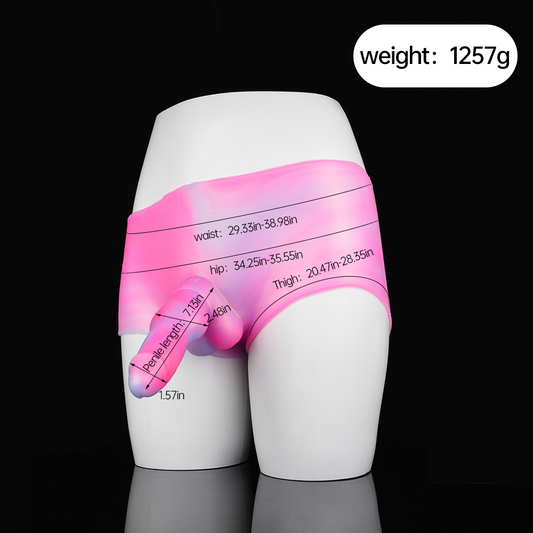 Ropa interior con correa en Pink: bragas con dildo realistas para juegos lésbicos BDSM.