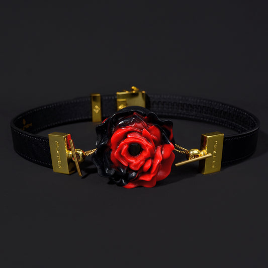 Mordaza de bola vertical Rosebud: la combinación perfecta de arte y funcionalidad de los juguetes sexuales LustBond