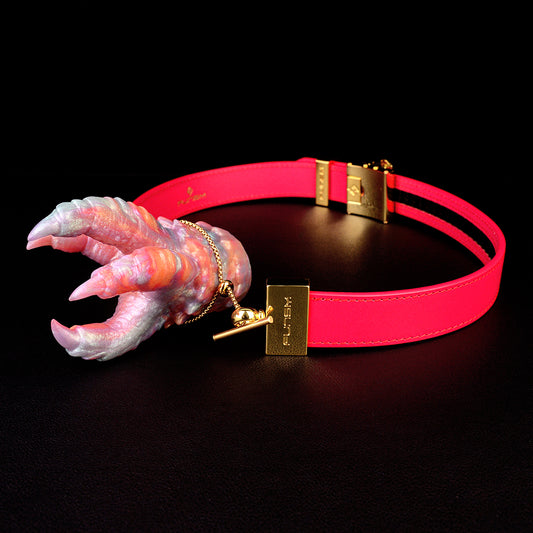 Mordaza bucal de silicona Claw Fantasy: descubre el ritual de dominación alienígena del BDSM