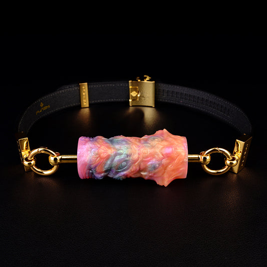 Mordaza horizontal de silicona con correa: límites del poder y el juego sensorial en el BDSM moderno